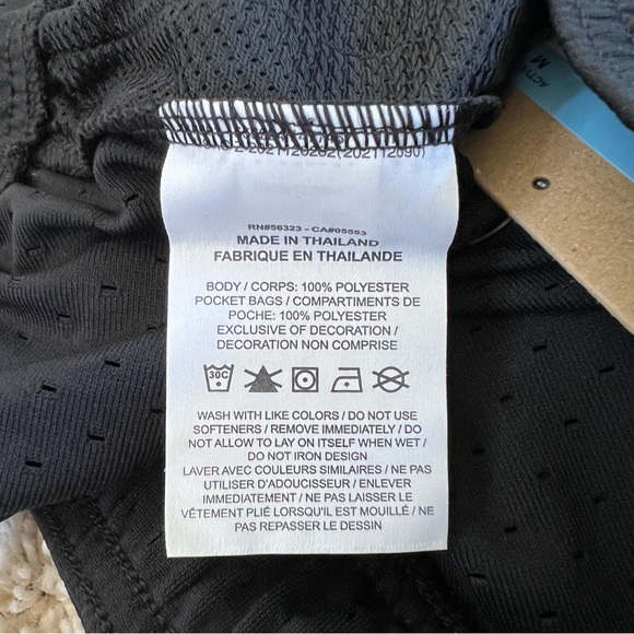 ✔️NWT✔️ NIKE Jordan Sport Dri-Fit Mesh Graphic Shorts - Picture 9 of 13